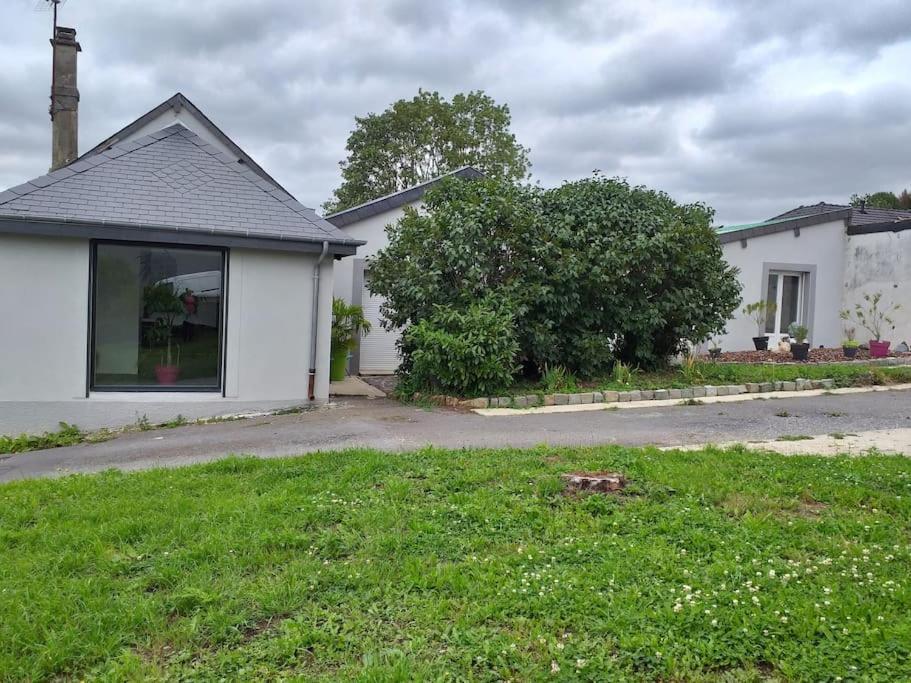 Maison A La Campagne Pres De La Ville Aiglemont Eksteriør billede